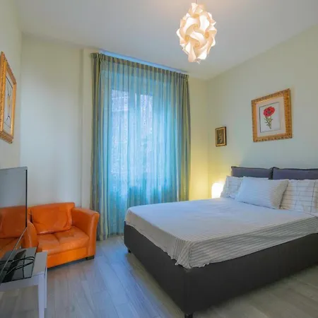 Comfy-cozy 2 Bedroom-via Boscovich Milan