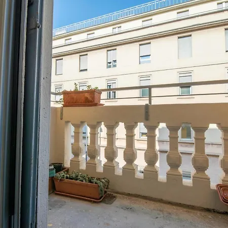 Apartment Comfy-cozy 2 Bedroom-via Boscovich Milan